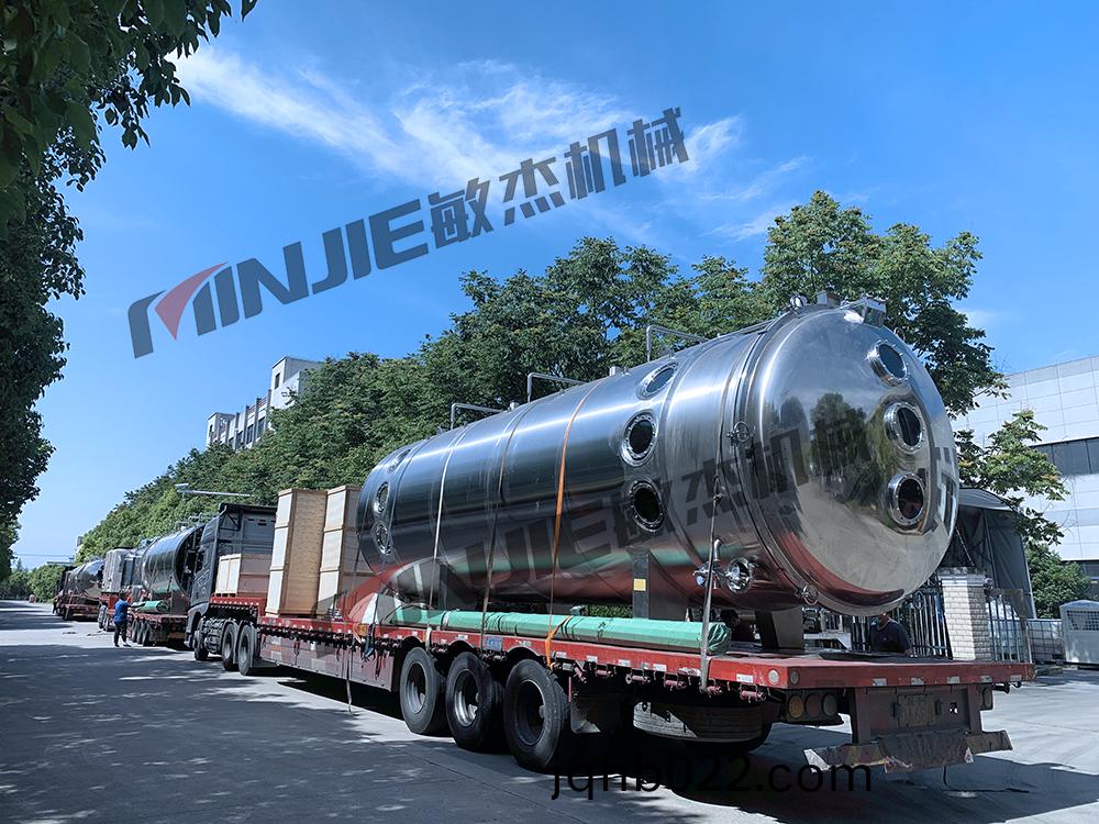 真(zhen)空(kong)帶式(shi)榦(gan)燥機(ji)髮貨(huo)圖(tu)